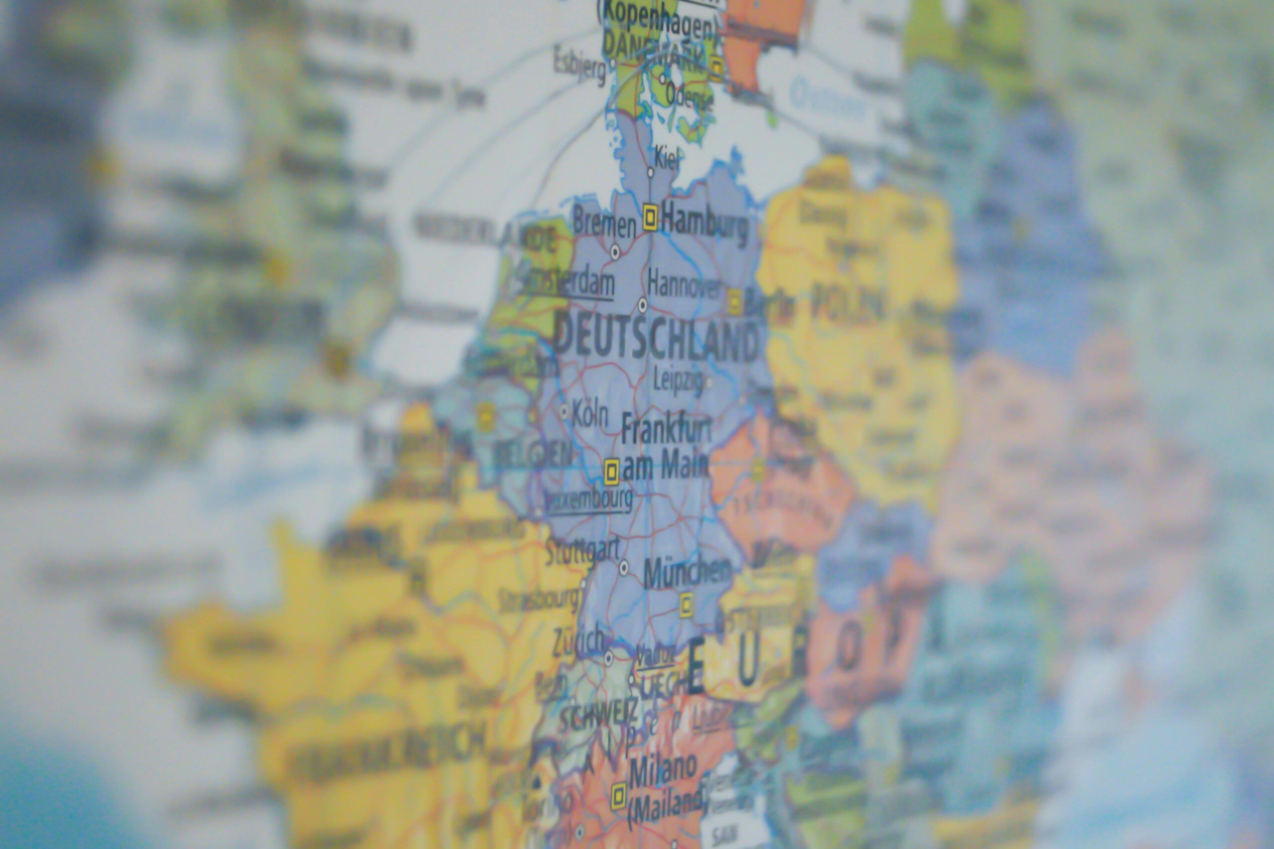 Mapa Europy – atlas kolorowy